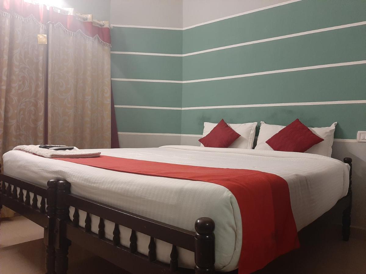 Cochin Airport Hotel Kochi Eksteriør billede