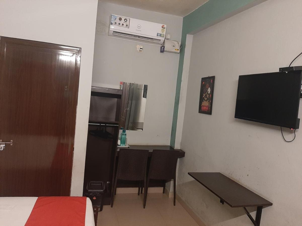Cochin Airport Hotel Kochi Eksteriør billede